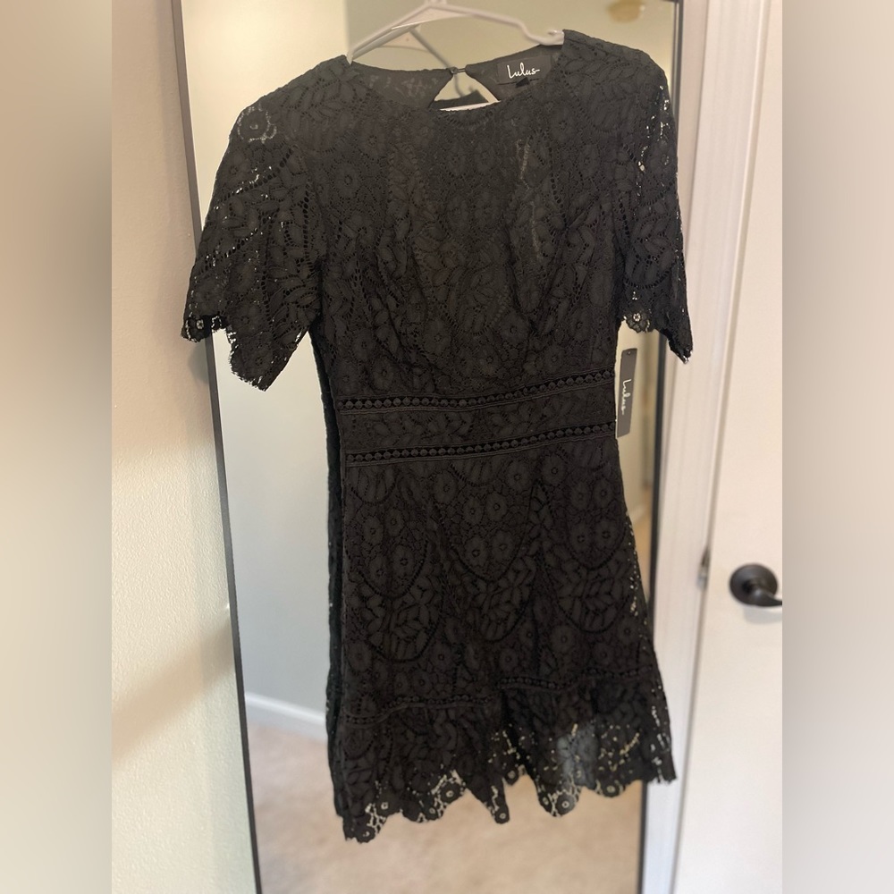 Lulus black short lace dress xs